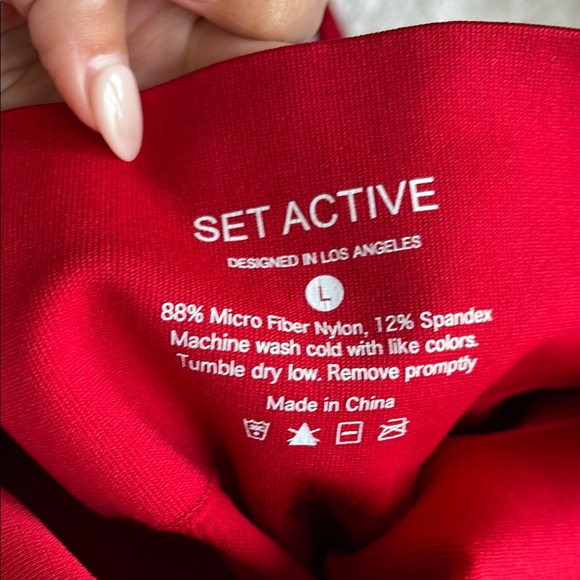 SET Active Scarlet Sports Ensemble - Picture 5 of 5